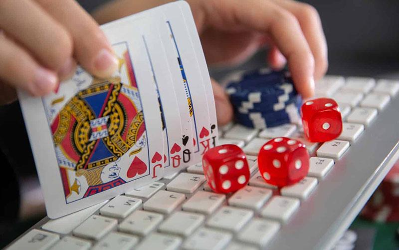 Chơi bài tiến lên online cực dễ thắng mẹo chơi bài tiến lên online hiệu quả 2024