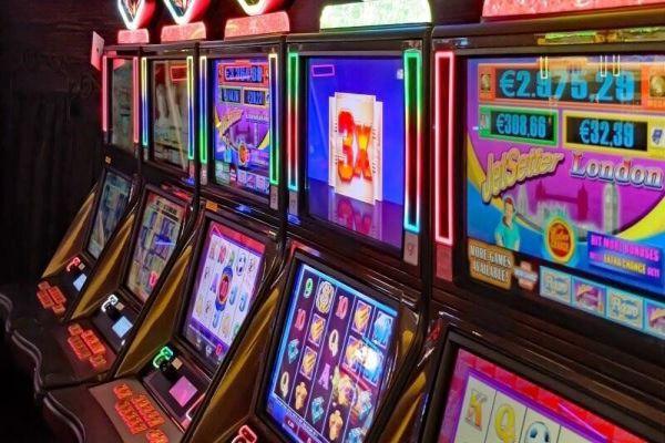 Khám phá poker luật mới nhất giúp bạn chơi thành công hơn