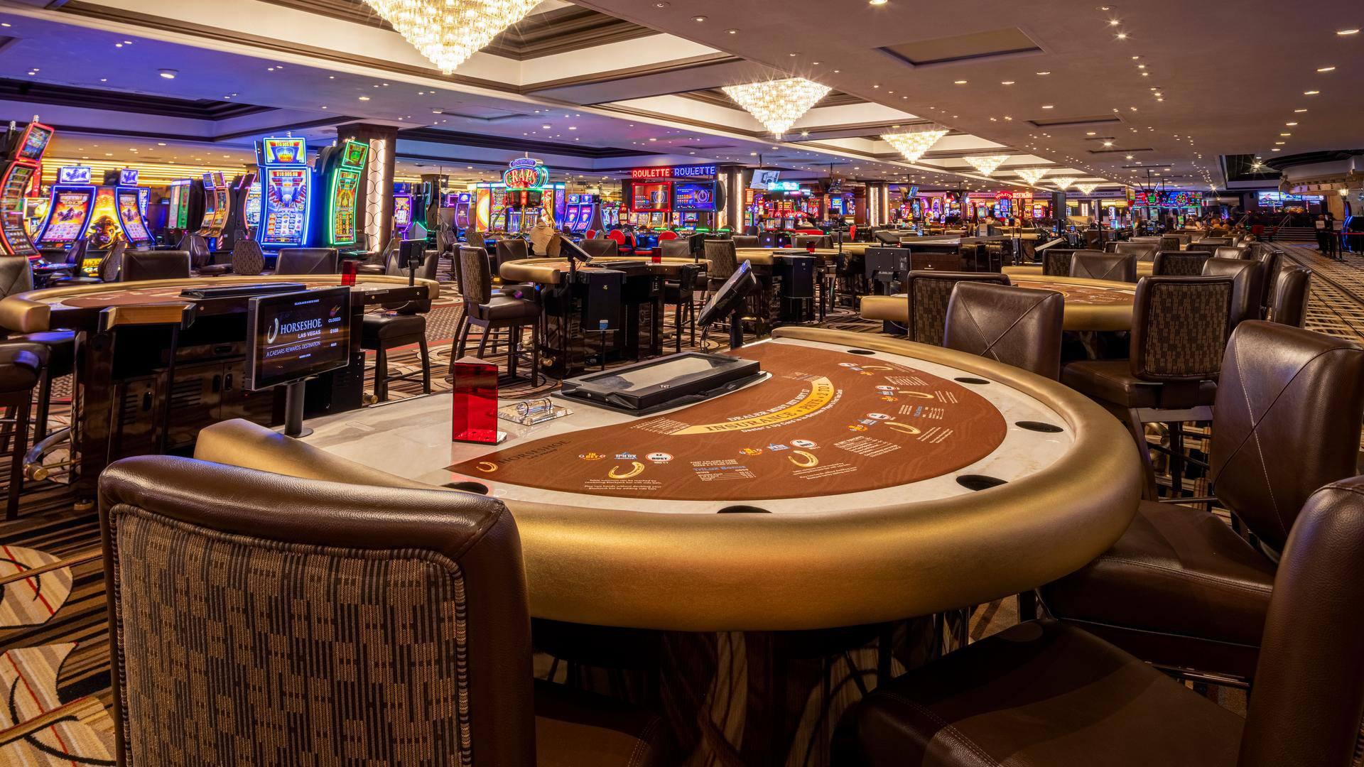 Bí quyết chơi bài poker hiệu quả dành cho người mới bắt đầu